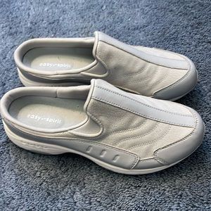 Easy spirit gray slip on
